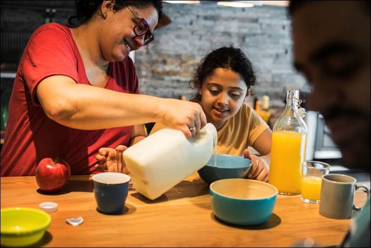 Fostering a Positive Mealtime Environment